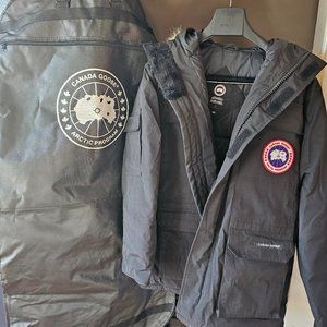 Canada Goose Expedition Parka Size M.